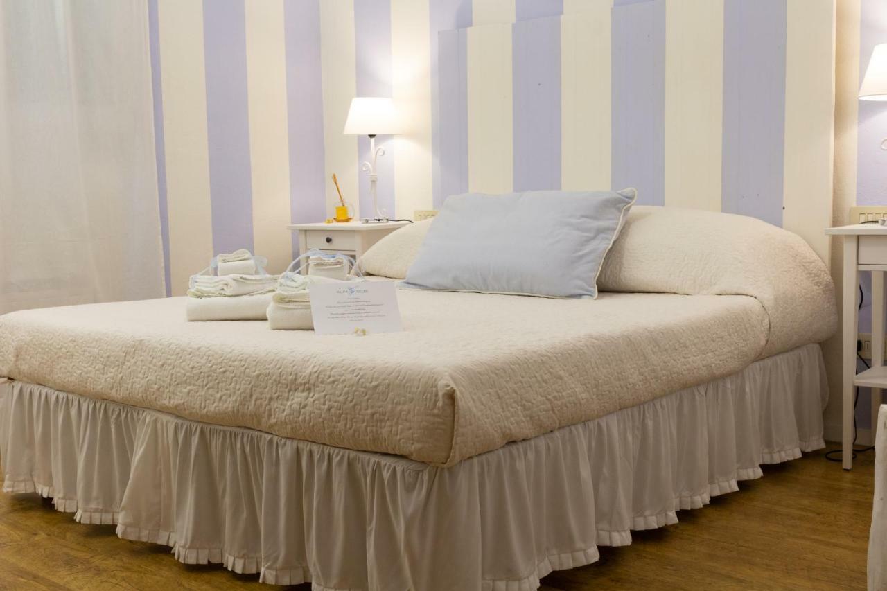 Отель White House Luxury Hospitality Ольбия Экстерьер фото